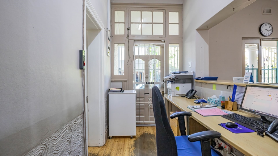 5 Bedroom Property for Sale in Rondebosch Village Western Cape